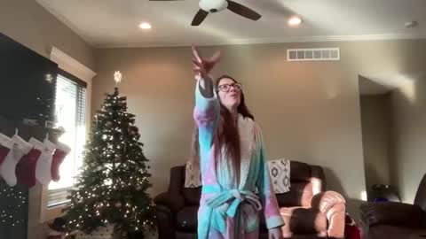 yourstrulylivy online show from December 20, 2:49 pm