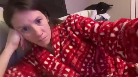 yourstrulylivy online show from December 29, 1:17 pm