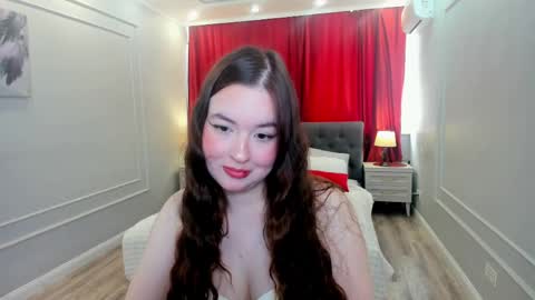 yoursweetmaddy online show from April 5, 11:20 am