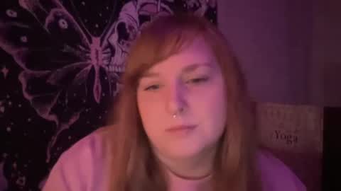 Snapshot of yourthickgingergoddess chatting on February 21, 11:10 pm yourthickgingergoddess online show from February 21, 11:10 pm