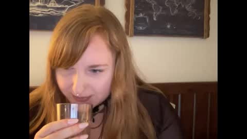 Snapshot of yourthickgingergoddess chatting on March 6, 8:37 pm yourthickgingergoddess online show from March 6, 8:37 pm