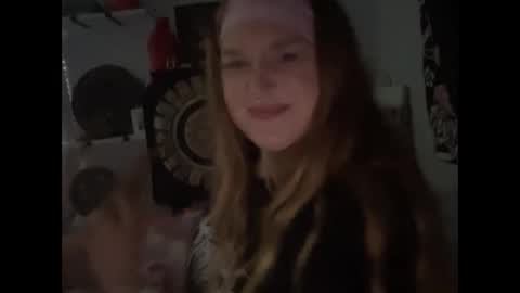 Snapshot of yourthickgingergoddess chatting on February 7, 10:09 pm yourthickgingergoddess online show from February 7, 10:09 pm