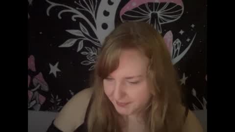 Snapshot of yourthickgingergoddess chatting on February 27, 10:20 pm yourthickgingergoddess online show from February 27, 10:20 pm