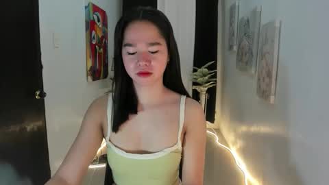 Snapshot of yourtinybunny chatting on October 23, 10:43 am ashy online show from October 23, 10:43 am