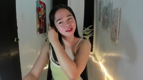 Snapshot of yourtinybunny chatting on October 24, 10:44 am ashy online show from October 24, 10:44 am