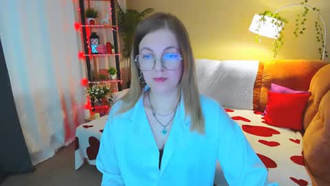 Alice online show from April 8, 9:44 am