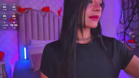 Snapshot of yourwishisme_val chatting on October 13, 3:31 am Val online show from October 13, 3:31 am