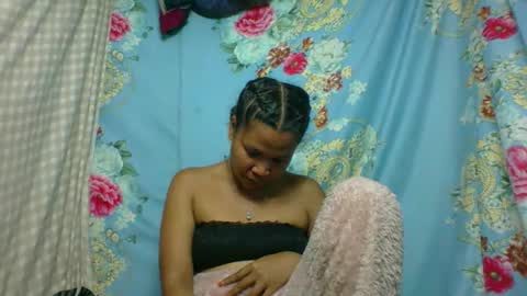 yrrinah online show from September 8, 10:20 pm