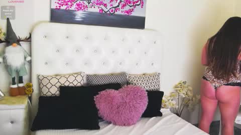 Yssabel online show from March 2, 5:19 am