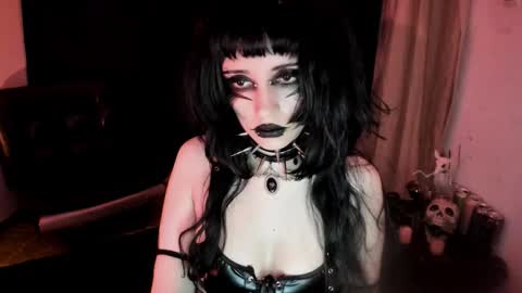 Yue Eclipsa online show from February 1, 4:33 am