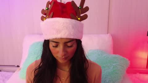 Yurani online show from December 11, 3:13 am