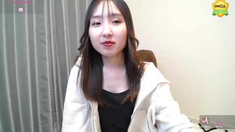 yui_x online show from January 13, 10:25 am