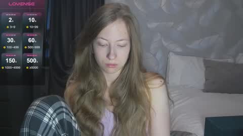 yuki_bloom online show from October 28, 8:20 am