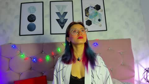 Yukki Kuran online show from January 7, 1:38 am