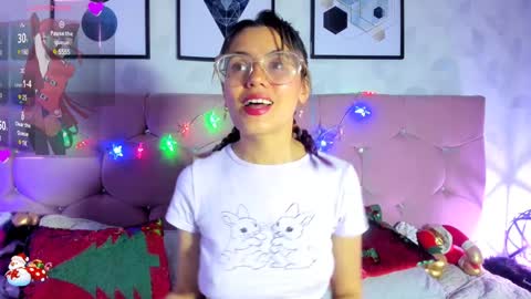 Yukki Kuran online show from December 21, 6:11 pm