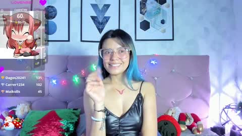 Yukki Kuran online show from December 24, 7:33 pm