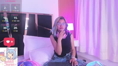 Yukki Kuran online show from September 13, 6:54 am