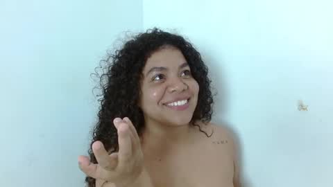 Snapshot of yulissa18 chatting on March 5, 10:33 pm Yuli Independent model online show from March 5, 10:33 pm