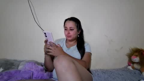 yulyorozco2020 online show from May 31, 4:40 am