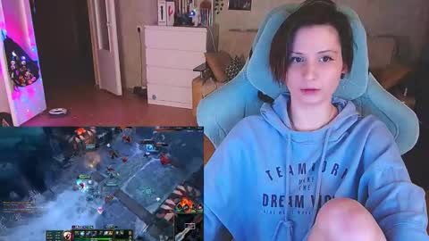 Kris online show from March 3, 6:42 pm