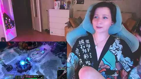 Kris online show from March 6, 7:21 pm