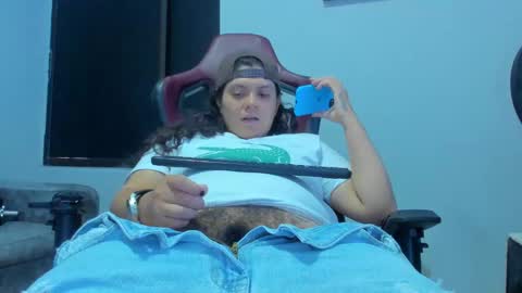 Snapshot of yumandsay chatting on September 8, 2:27 pm Snowflake online show from September 8, 2:27 pm