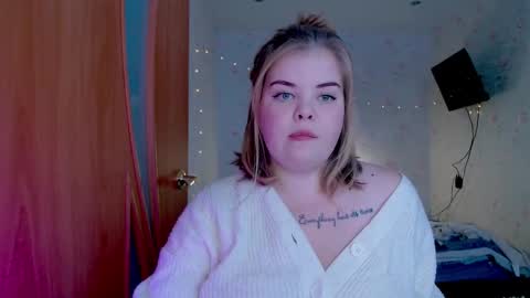 Snapshot of yumm_lolly chatting on December 26, 10:48 am Polly online show from December 26, 10:48 am