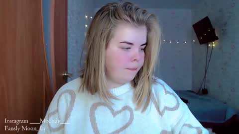 Snapshot of yumm_lolly chatting on December 19, 10:34 am Polly online show from December 19, 10:34 am