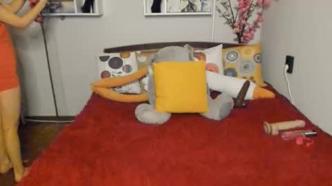 Snapshot of yummyqueen1 chatting on September 21, 3:10 pm KIM online show from September 21, 3:10 pm