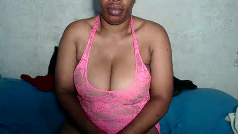 yummytittsxx online show from December 6, 2:35 am