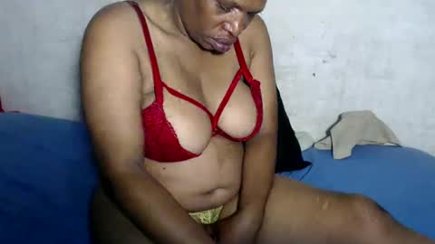yummytittsxx online show from December 9, 2:45 am