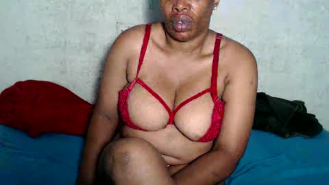 yummytittsxx online show from December 7, 1:58 am