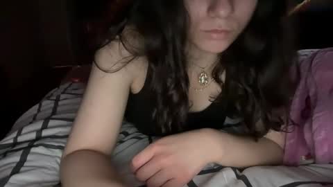 Snapshot of yummyybby chatting on January 19, 3:50 am yummyybby online show from January 19, 3:50 am