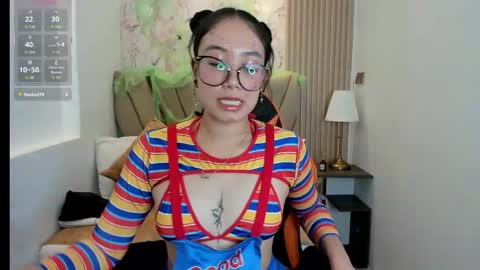 Snapshot of yuna__min chatting on October 17, 8:12 pm Yuna  online show from October 17, 8:12 pm