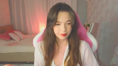 Snapshot of yuna_sunshy chatting on September 17, 12:30 am Yuna online show from September 17, 12:30 am