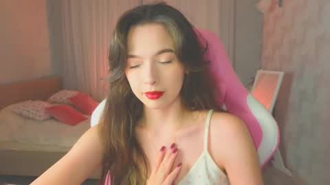 Snapshot of yuna_sunshy chatting on October 5, 12:59 am Yuna online show from October 5, 12:59 am