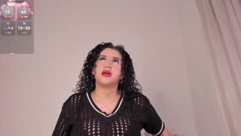 yunahott_ online show from February 4, 6:49 am