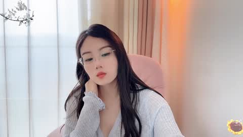 YunEr online show from December 12, 2:37 am