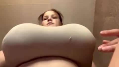 Viola online show from November 11, 2:36 pm