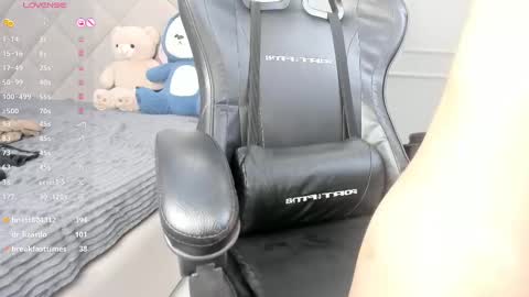 yunleah online show from September 26, 3:15 am