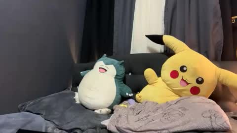 Snapshot of yuriefoster chatting on October 24, 3:57 am Yurie online show from October 24, 3:57 am