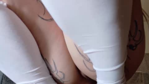 Snapshot of yurikomay chatting on October 12, 5:37 pm Hi My name Yuriko online show from October 12, 5:37 pm