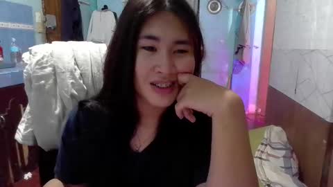 yuriyumixx_xoxo online show from October 13, 12:19 pm