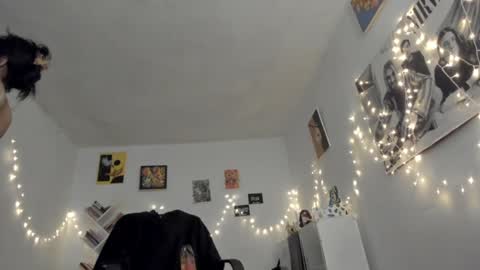 paola online show from December 2, 6:41 pm