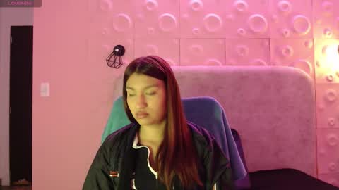 YUYIS online show from January 14, 12:43 pm