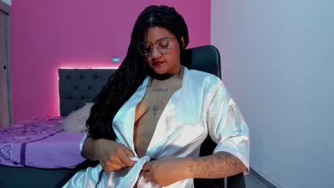 zahra_rose online show from November 22, 8:55 pm