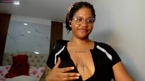 zahra_rose online show from April 2, 9:34 pm