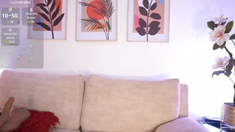 Zara Williams online show from December 20, 11:21 am