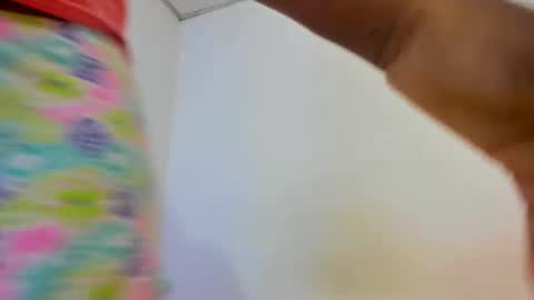 Snapshot of zamara__ chatting on February 12, 12:01 pm Zamara online show from February 12, 12:01 pm