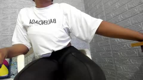 Snapshot of zamara__ chatting on October 26, 11:55 pm Zamara online show from October 26, 11:55 pm